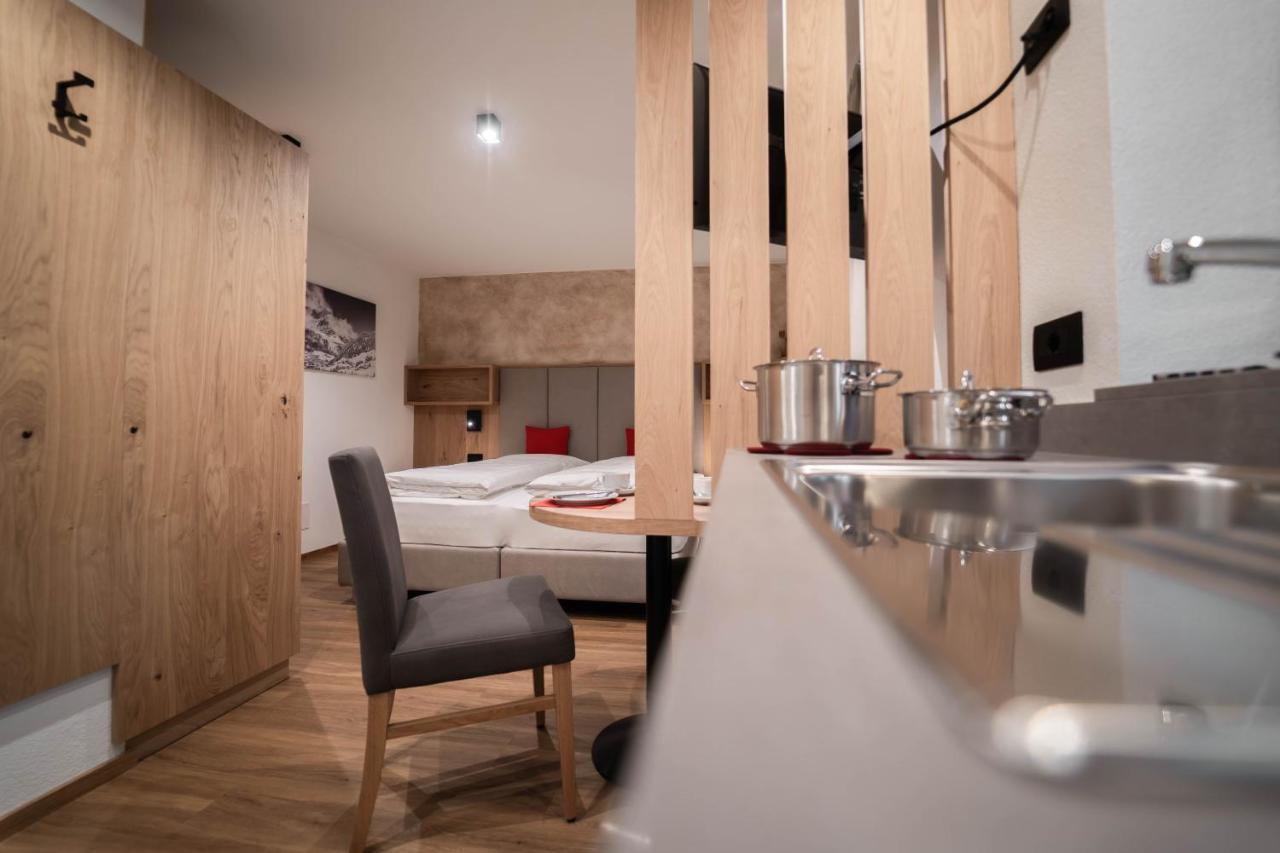 Garni Piz Da L'ander Hotel